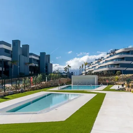 Luxury Oasis Escape 公寓 *