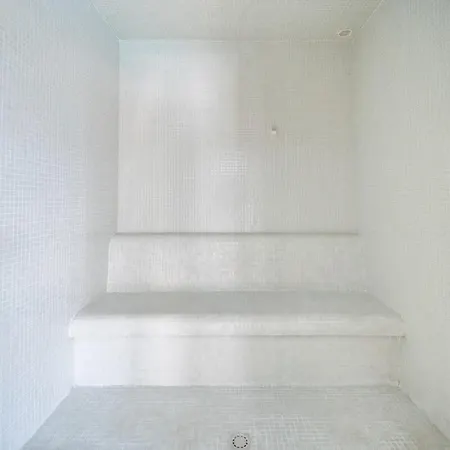 Luxury Oasis Escape *