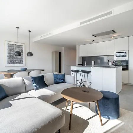 Апартаменты Luxury Oasis Escape Эстепона